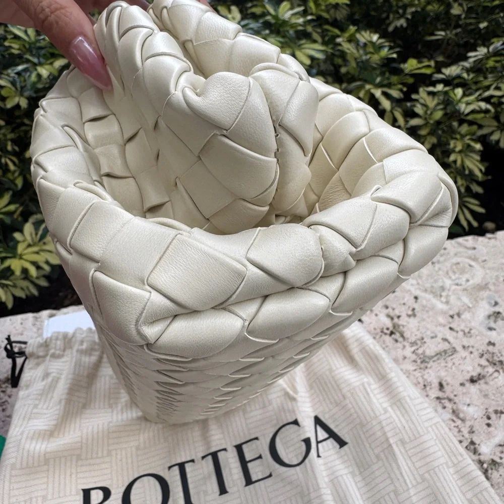 Bottega Veneta pouch lauren 1980 Ivory Cream Woven Wristlet - Picture 4 of 8